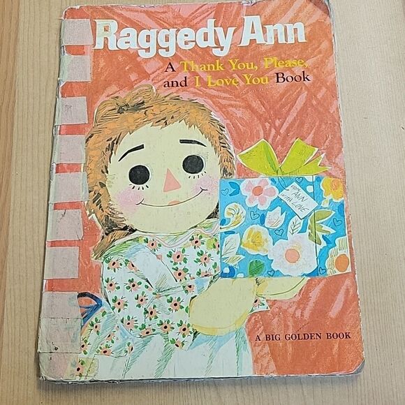 Raggedy Ann doll and 1969 book - Picture 6 of 10